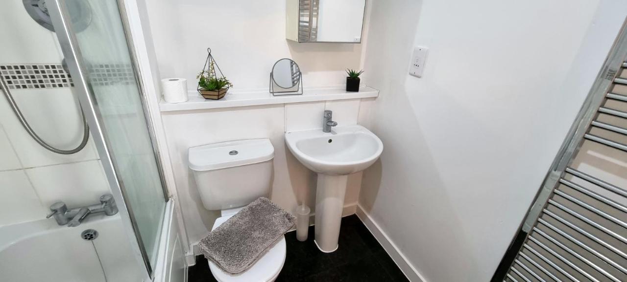 360 Serviced Accommodations - Colchester Marine Quay - 1 Double Bedroom Apartment Екстер'єр фото